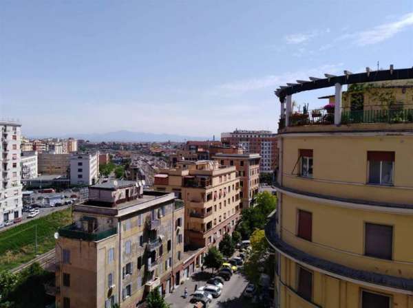 Foto Appartamento in Affitto a Roma Circonvallazione Appia