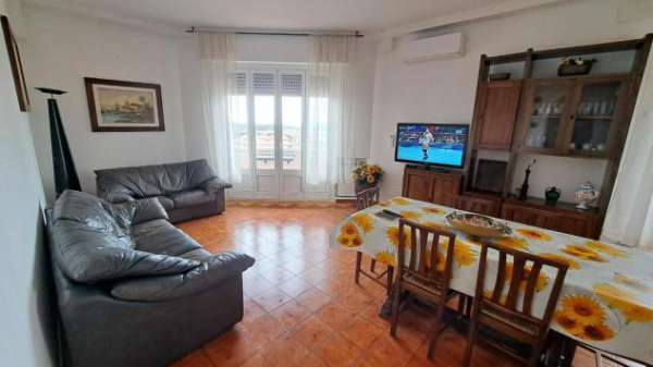 Foto Appartamento in affitto a Rosignano Solvay - Rosignano Marittimo 80 mq  Rif: 1316937