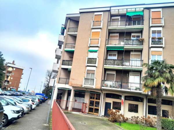 Foto Appartamento in affitto a Rozzano