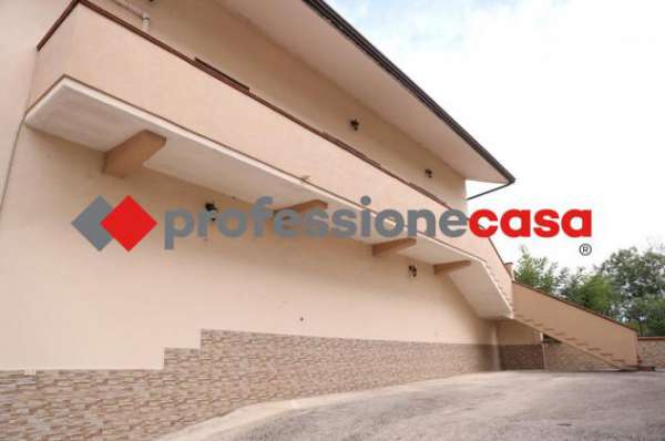 Foto Appartamento in affitto a Ruviano - 3 locali 70mq