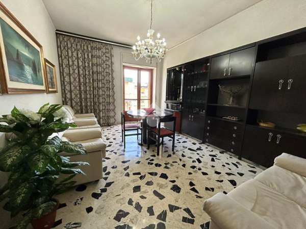 Foto Appartamento in affitto a Salerno