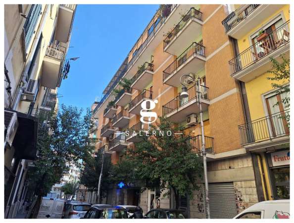 Foto Appartamento in affitto a Salerno