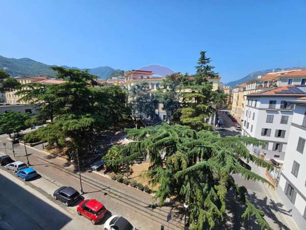 Foto Appartamento in affitto a Salerno