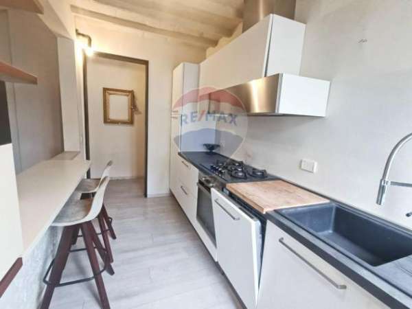Foto Appartamento in affitto a San Giovanni Valdarno - 4 locali 74mq