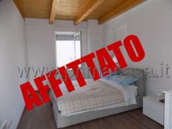 Foto Appartamento in affitto a Sant'Ambrogio Di Valpolicella - 4 locali 85mq