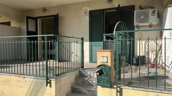 Foto Appartamento in affitto a Santa Teresa Di Riva - 0mq