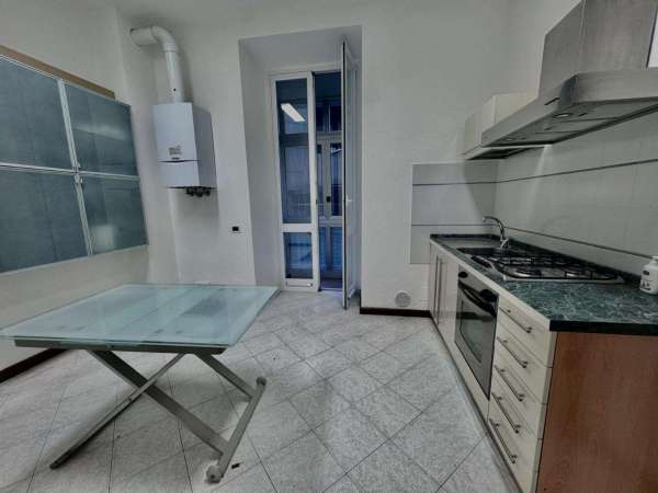 Foto Appartamento in affitto a Savona