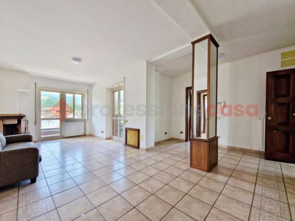 Foto Appartamento in affitto a Scoppito