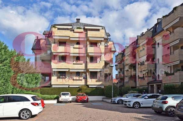 Foto Appartamento in affitto a Senago