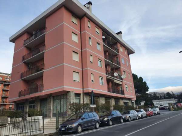 Foto Appartamento in affitto a Serra Ricc