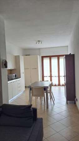 Foto Appartamento in affitto a Siena 50 mq  Rif: 1049783