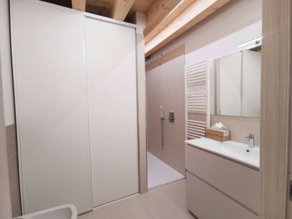 Foto Appartamento in Affitto a Soave Soave - Centro