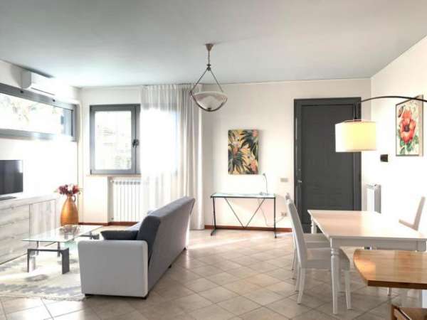 Foto Appartamento in affitto a Sovigliana - Vinci 82 mq  Rif: 1340924
