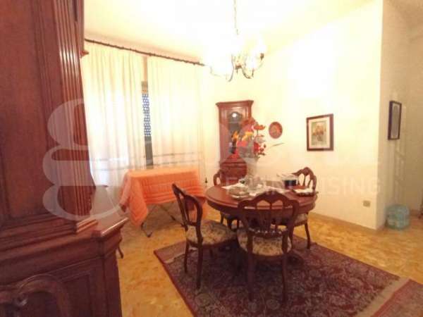 Foto Appartamento in affitto a Spoleto - 4 locali 110mq