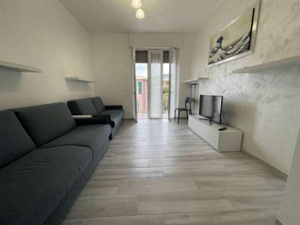 Foto Appartamento in affitto a Spotorno - 3 locali 60mq