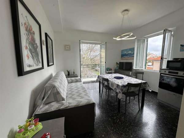 Foto Appartamento in affitto a Spotorno
