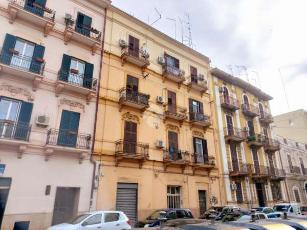 Foto Appartamento in affitto a Taranto
