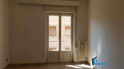 Foto Appartamento in Affitto a Terni