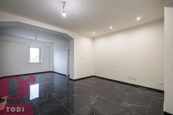 Foto Appartamento in affitto a Todi - 3 locali 80mq