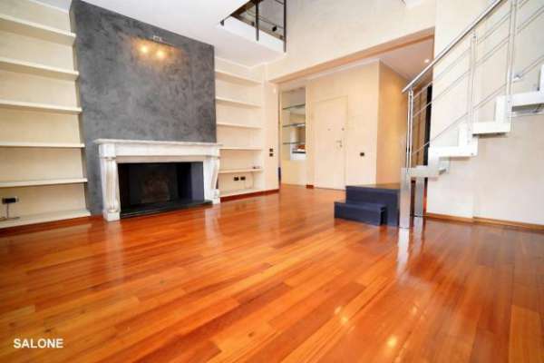 Foto Appartamento in affitto a Torino - 6 locali 235mq