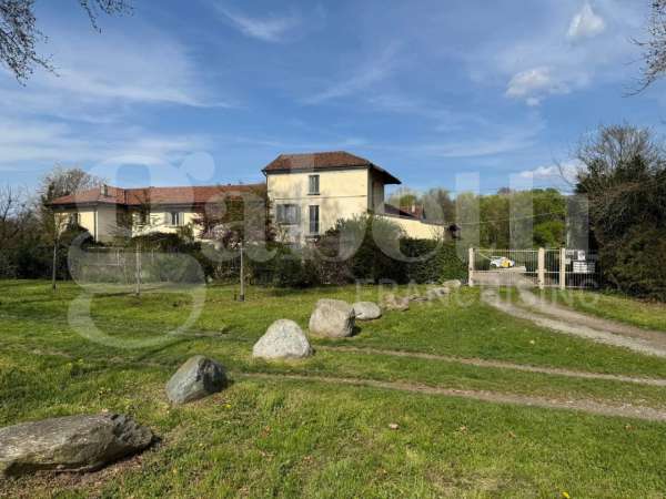 Foto Appartamento in affitto a Torino