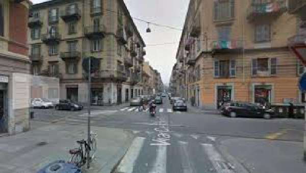 Foto Appartamento in Affitto a Torino via balbo