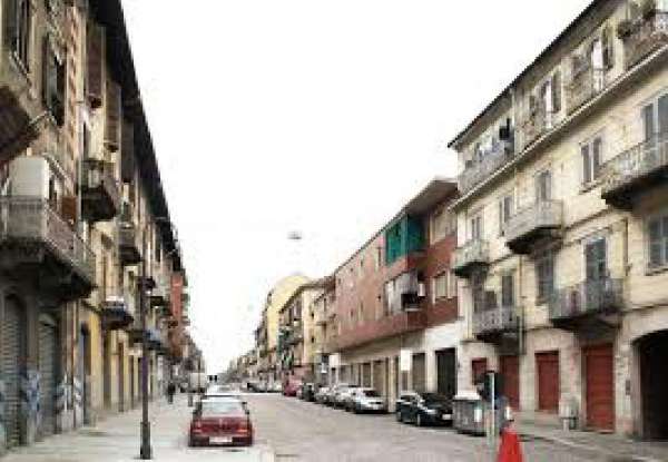 Foto Appartamento in Affitto a Torino via giachino