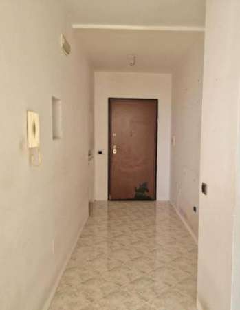 Foto Appartamento in affitto a Torre Annunziata - 5 locali 109mq