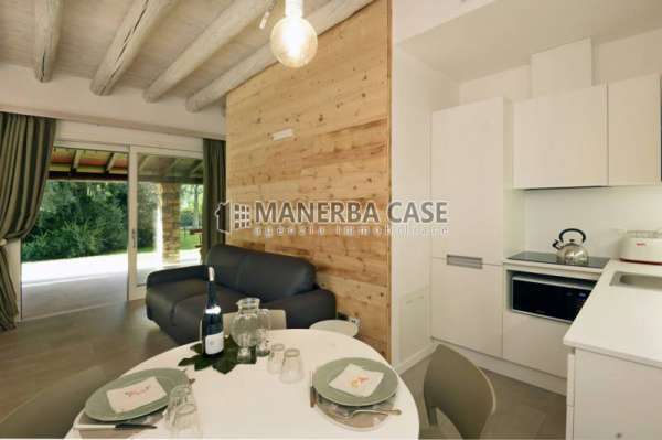 Foto Appartamento in Affitto a Toscolano-Maderno Maderno