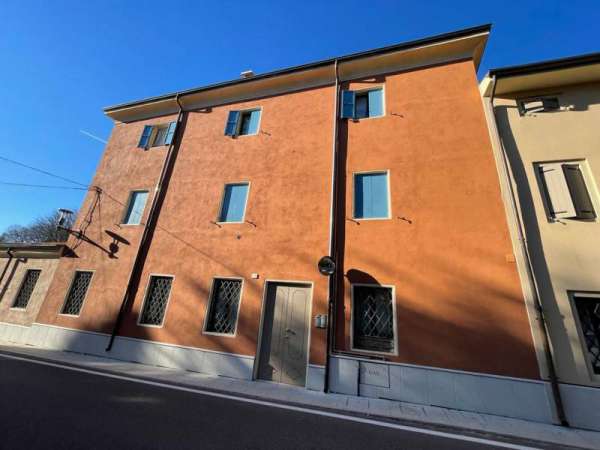 Foto Appartamento in Affitto a Tregnago Tregnago - Centro