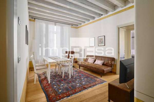 Foto Appartamento in affitto a Treviso - 4 locali 85mq