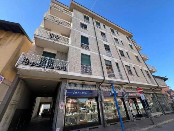 Foto Appartamento in affitto a Uboldo - 3 locali 95mq