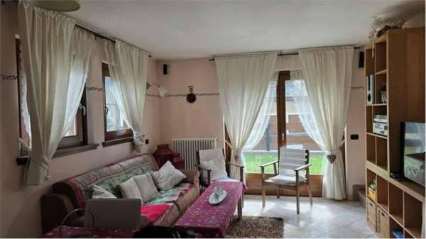 Foto Appartamento in affitto a Valdisotto - 3 locali 85mq