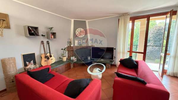 Foto Appartamento in affitto a Varese
