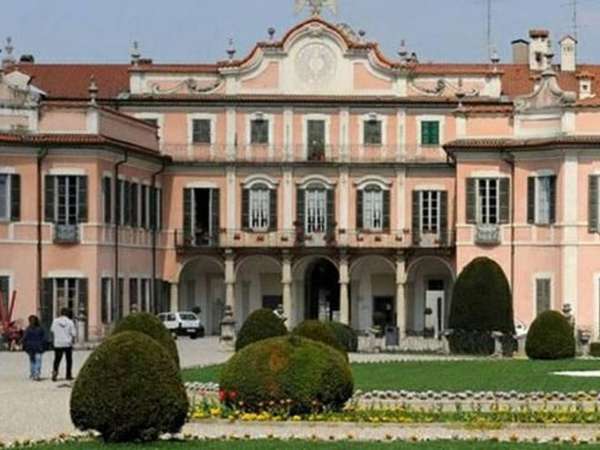 Foto Appartamento in affitto a Varese