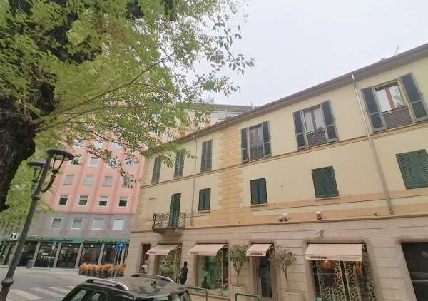 Foto Appartamento in affitto a Vercelli