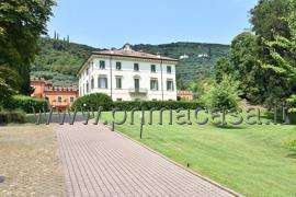 Foto Appartamento in affitto a Verona