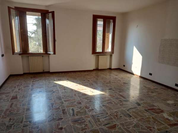 Foto Appartamento in affitto a Verona