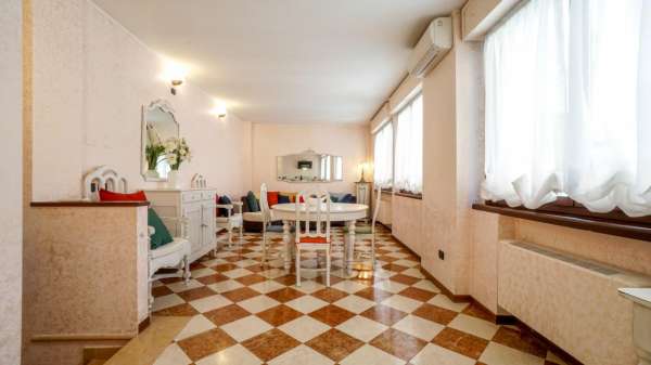 Foto Appartamento in affitto a Verona