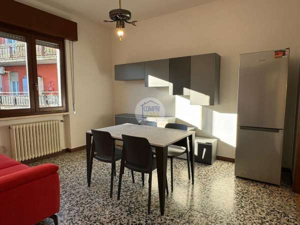 Foto Appartamento in affitto a Verona