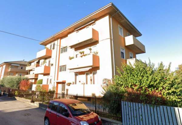 Foto Appartamento in Affitto a Verona San Massimo