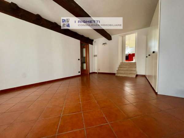Foto Appartamento in Affitto a Verona Verona - Centro