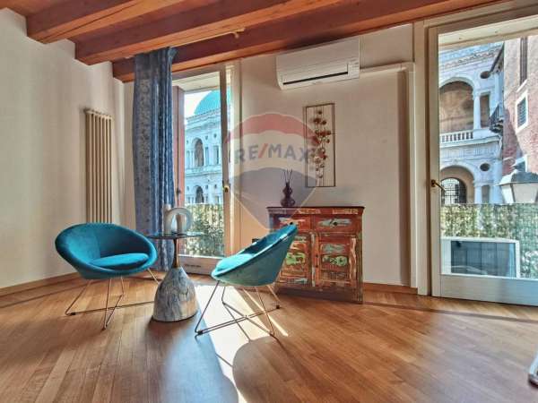 Foto Appartamento in affitto a Vicenza