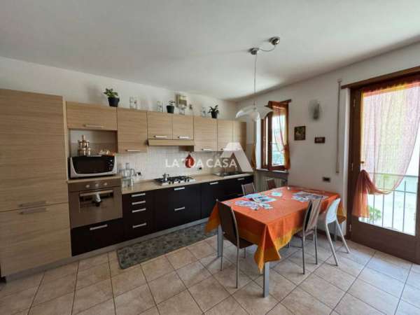 Foto Appartamento in Affitto a Villafranca di Verona Villafranca di Verona