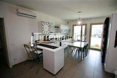 Foto Appartamento in buono stato di 110 mq. a Calambrone