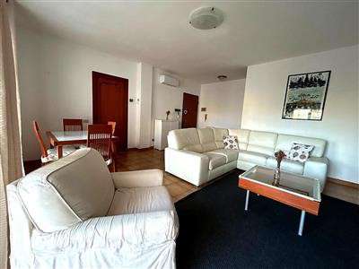 Foto Appartamento in buono stato di 140 mq.