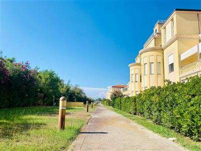 Foto Appartamento in buono stato di 80 mq. a Calambrone