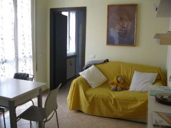 Foto Appartamento in Via Zante a Milano in affitto