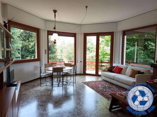 Foto Appartamento in villa contratto 4+4 anni