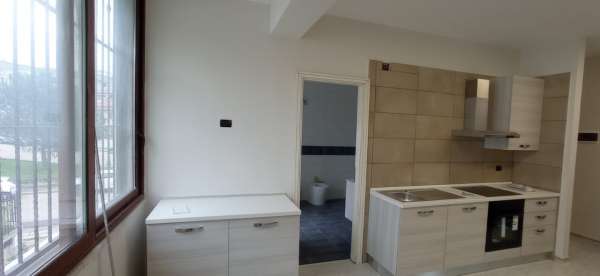 Foto Appartamento in villa in affitto a Caserta